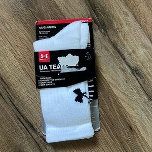 Under armor youth kids 1 pair crew white socks size youth large